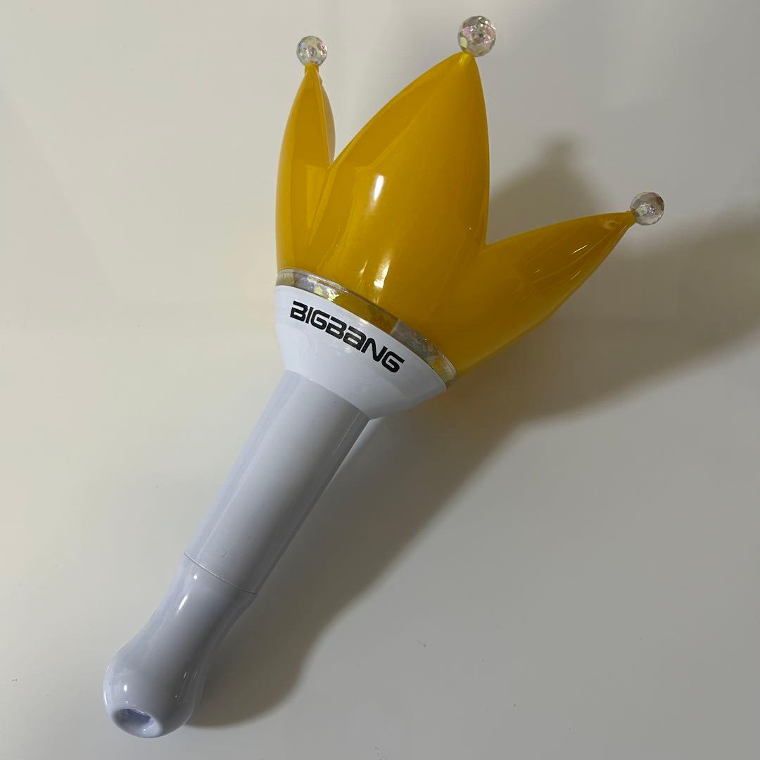 YG公式 BIGBANG 王冠型 ペンライト G-DRAGON 電池ケース付き