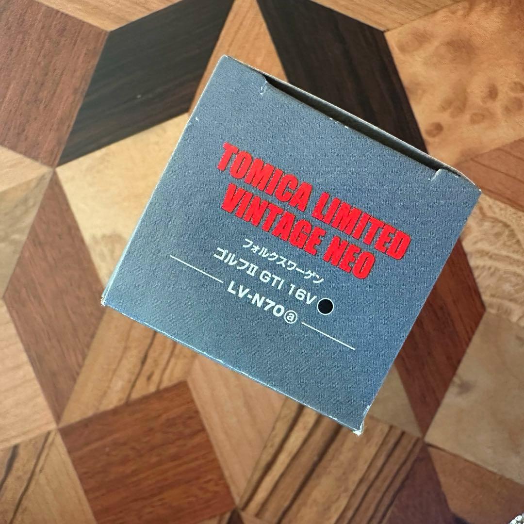 トミカヴィンテージ NEO LV-N70a フォルクスワーゲン ゴルフⅡ GTI