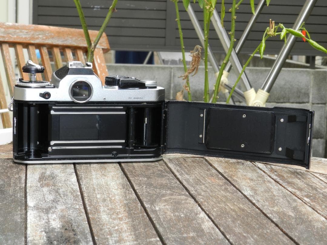 極美品　Nikon FE カメラ NIKKOR 28 3.5　レンズ　即撮影可