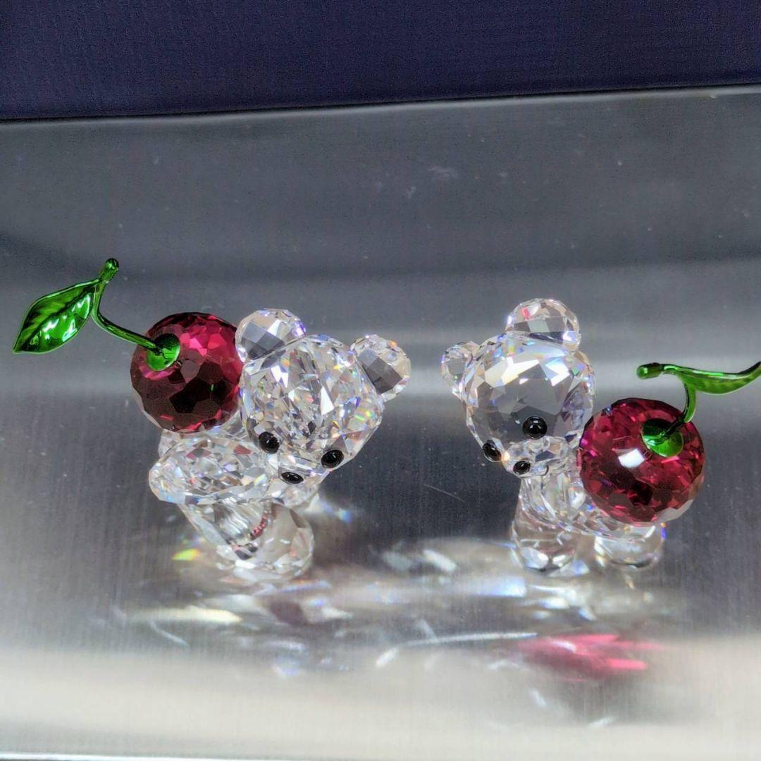 最終価格　新品 スワロフスキー Krisベア チェリー カップル 5675393