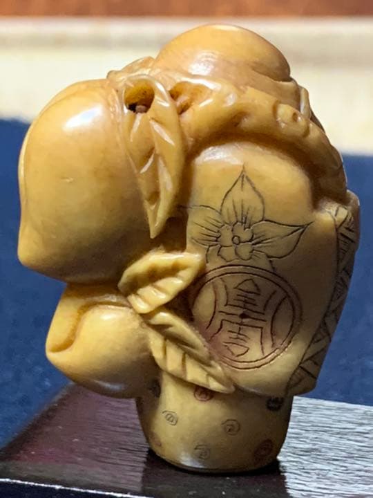 根付骨董 置物 縁起物  レトロ アンティーク　美術品