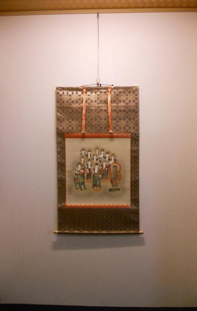 掛け軸 『 十三佛 』 玉苑 作 絹本 希少 軸装 掛軸 美品 です。