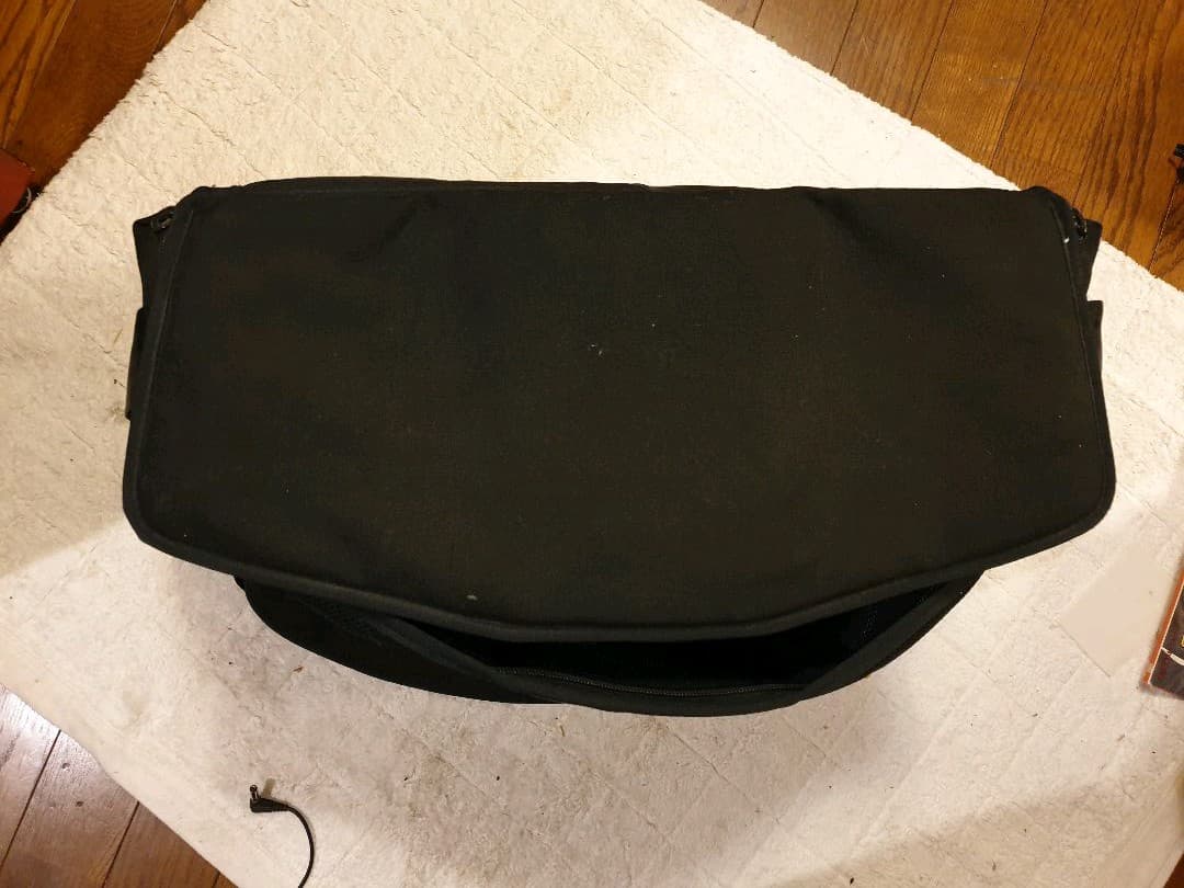 Bose ボーズ　ショルダーバック