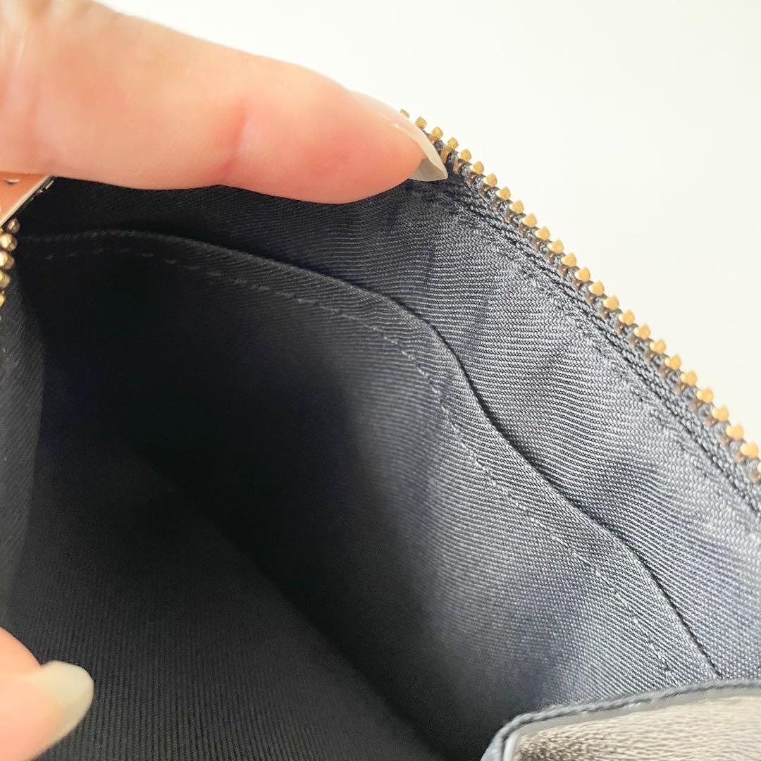 【新品】COACH がさばる財布を持ち歩きたくない時に❤︎ ケース