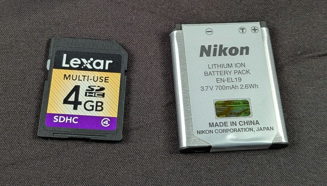 Nikon デジカメ COOLPIX S3300 ラベンダーパープル