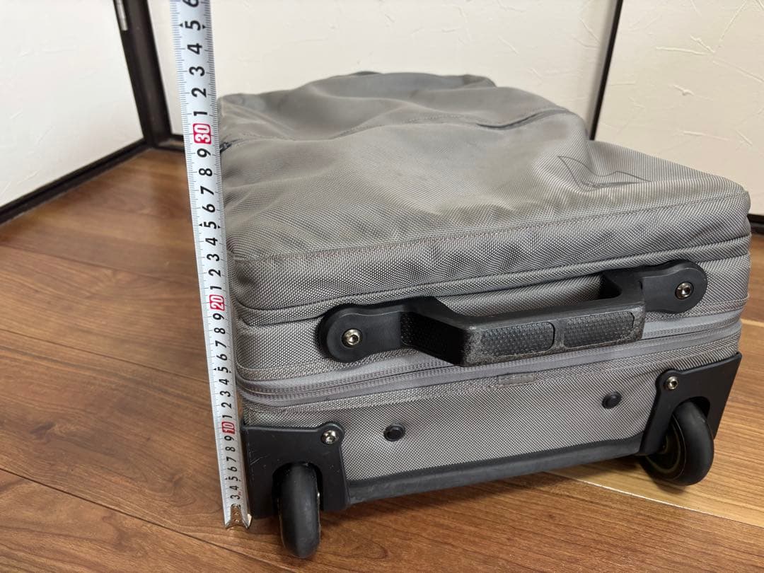 【YK様】THE NORTH FACE シャトルローラーキャリーケース グレー