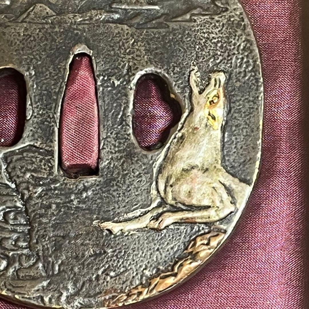 鍔 細工唐銅銀象嵌狼　紋鍔 刀装具 真剣 居合い 侍 桐箱入