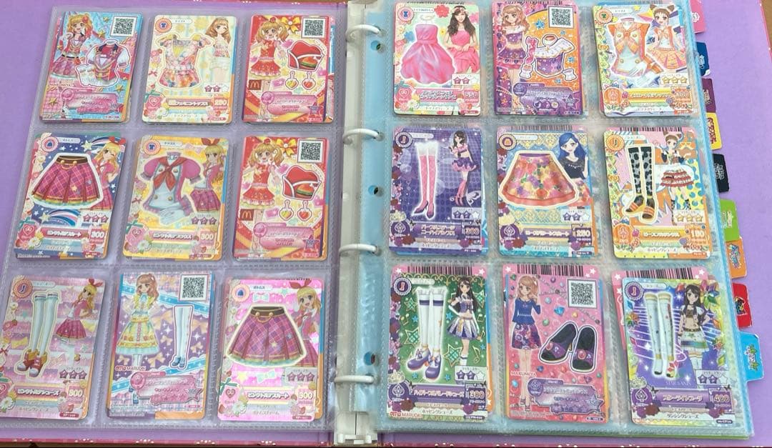 アイカツ 9ポケットバインダー　付きカードまとめ