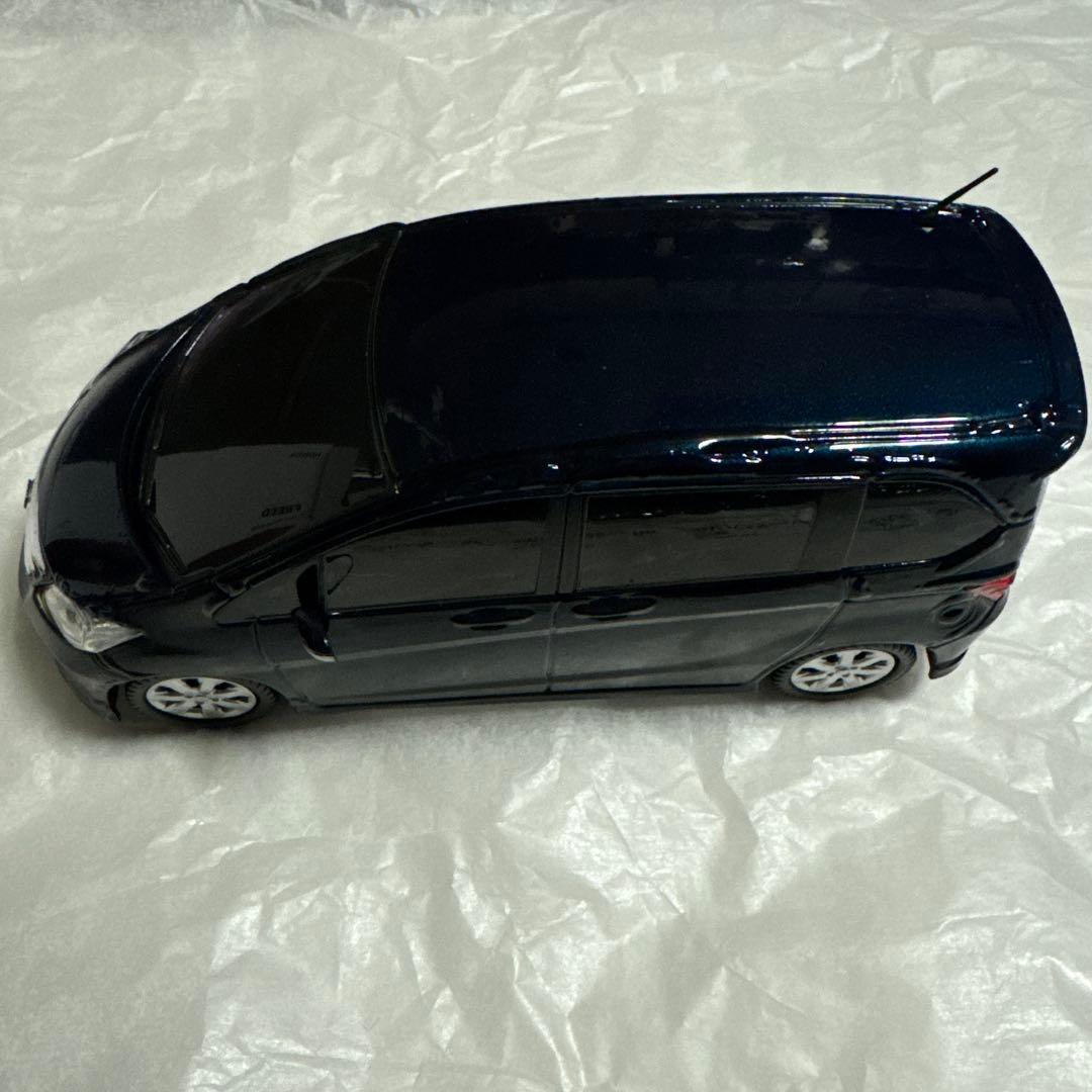 HONDA FREED プレミアムナイトブルー・パール