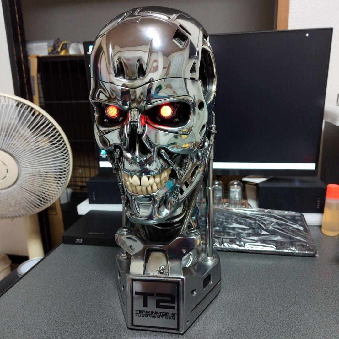 サイドショウ　ターミネーター2　T-800　エンドスケルトン1/1ヘッドレプリカ