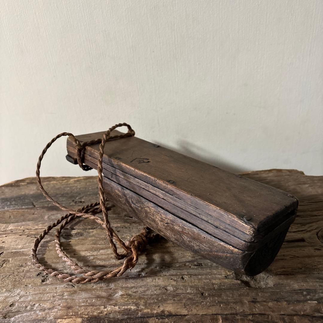 素朴な味の鉈入れ　花器　掛け花　古民芸　古民家 検:白洲正子　一二三美術　李朝