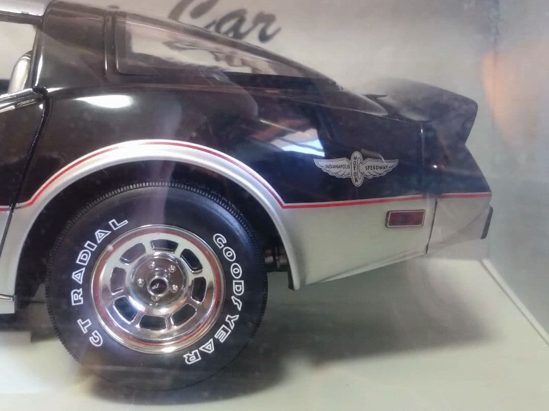 シボレー　コルベット UT models　オートアート