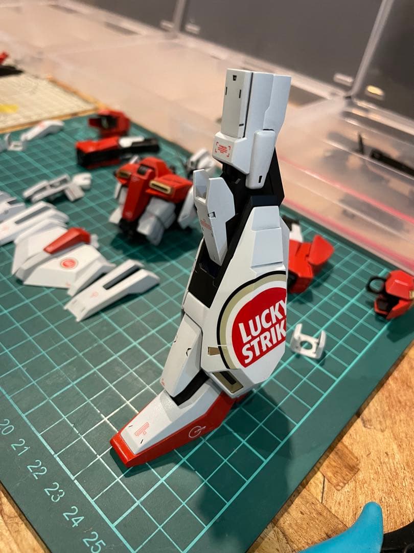 MG 1/100 MSZ-006LS Zガンダム 【ガンプラ完成品】