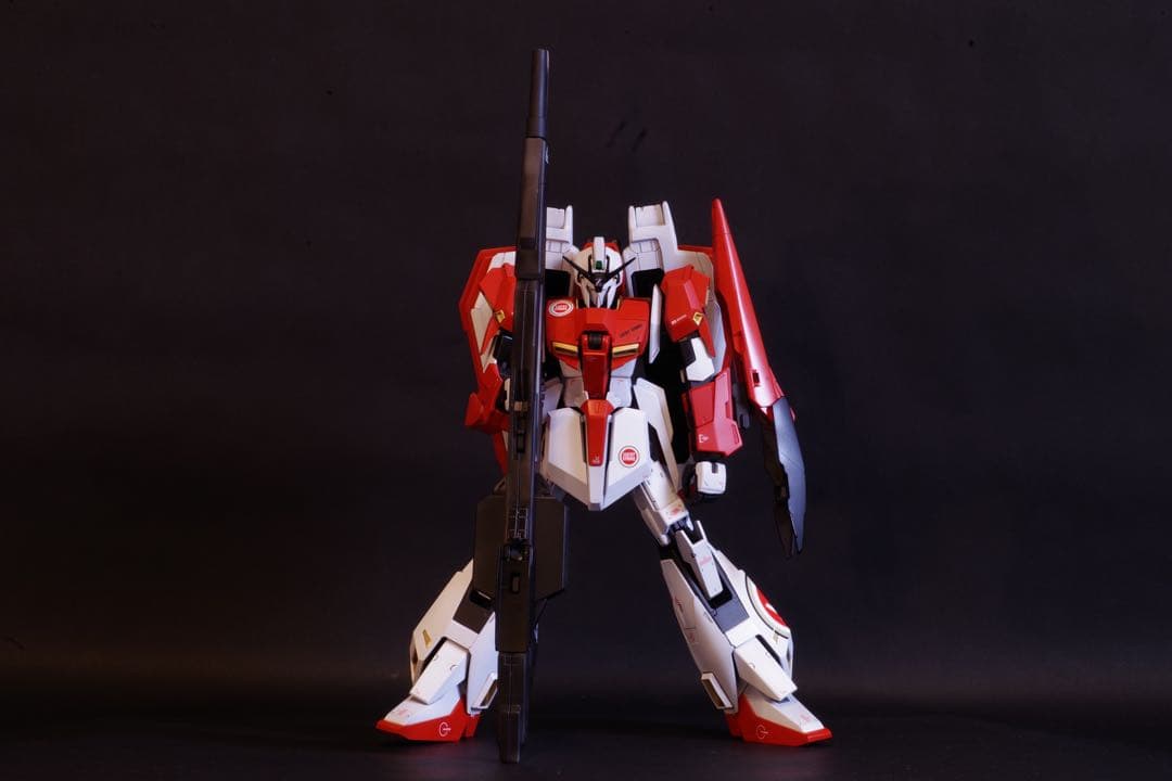 MG 1/100 MSZ-006LS Zガンダム 【ガンプラ完成品】