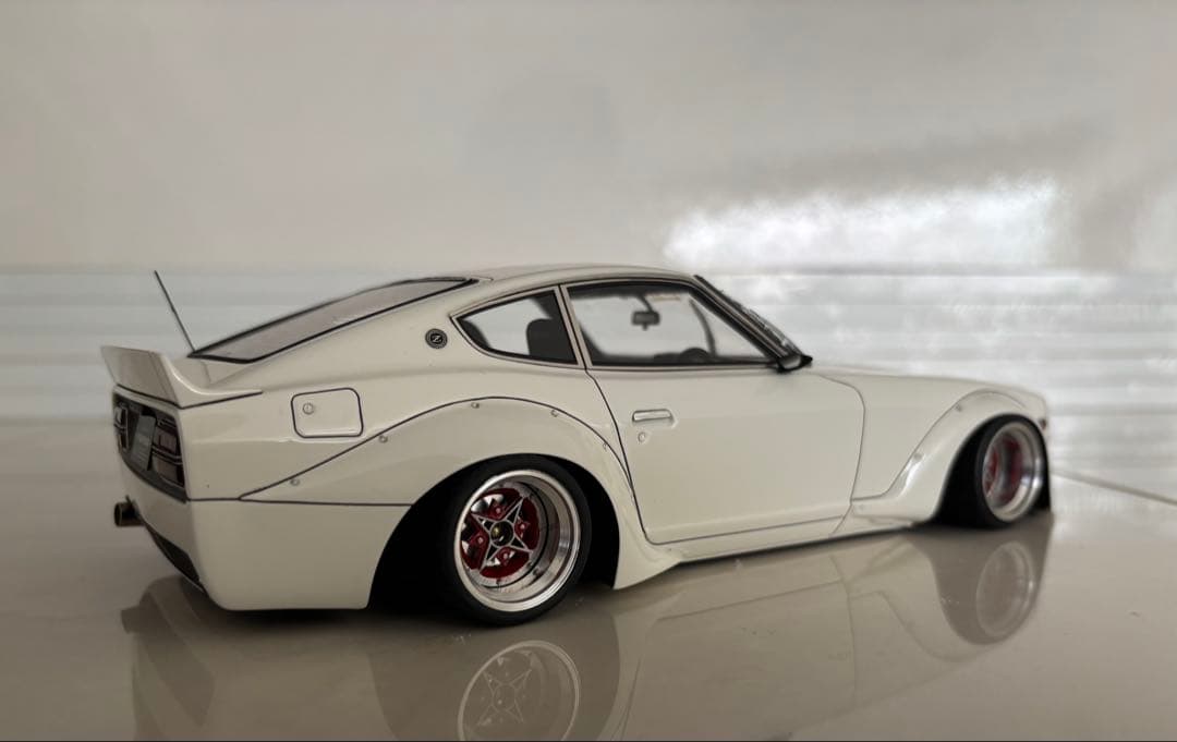 1/18 イグニッションモデル　日産フェアレディZ スターシャーク深リムカスタム