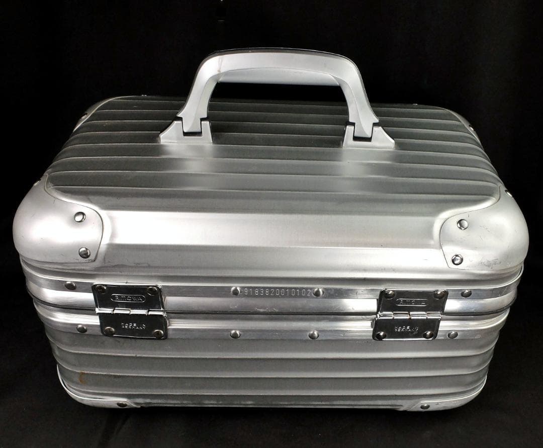 リモワ 918.38 トパーズ『Lufthansa』ALビューティケース 17L