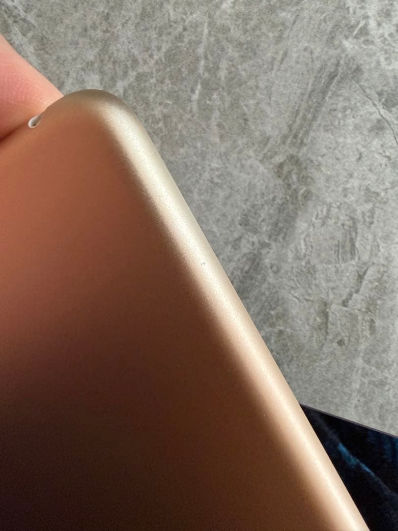 【極秘品】iPad Air2 128GB ゴールド 本体　98%　動作確認済み