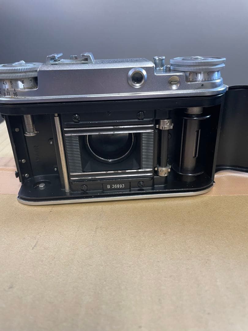 Voigtlander Prominent カメラ