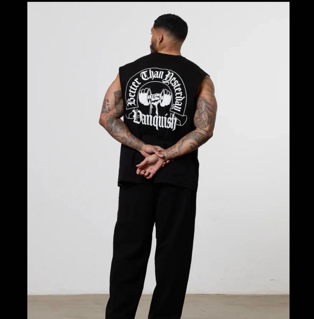 Vanquish fitness タンクトップ