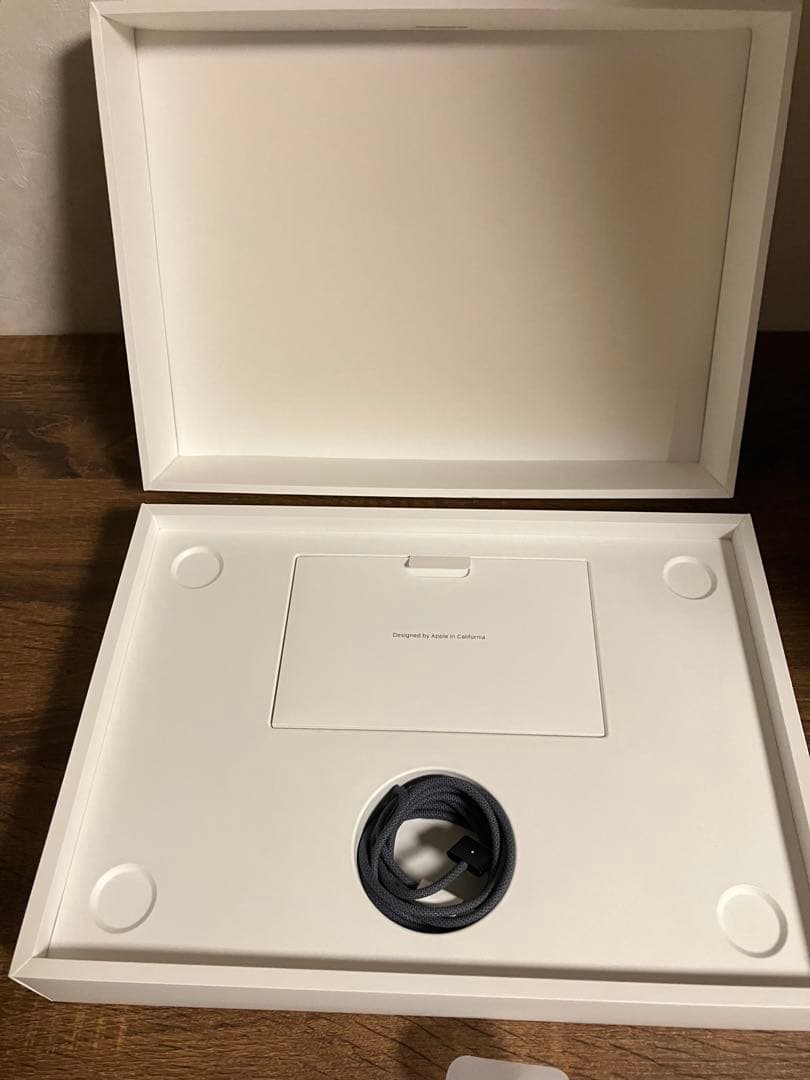 MacBook Air 13.6 インチ MLY33J/A