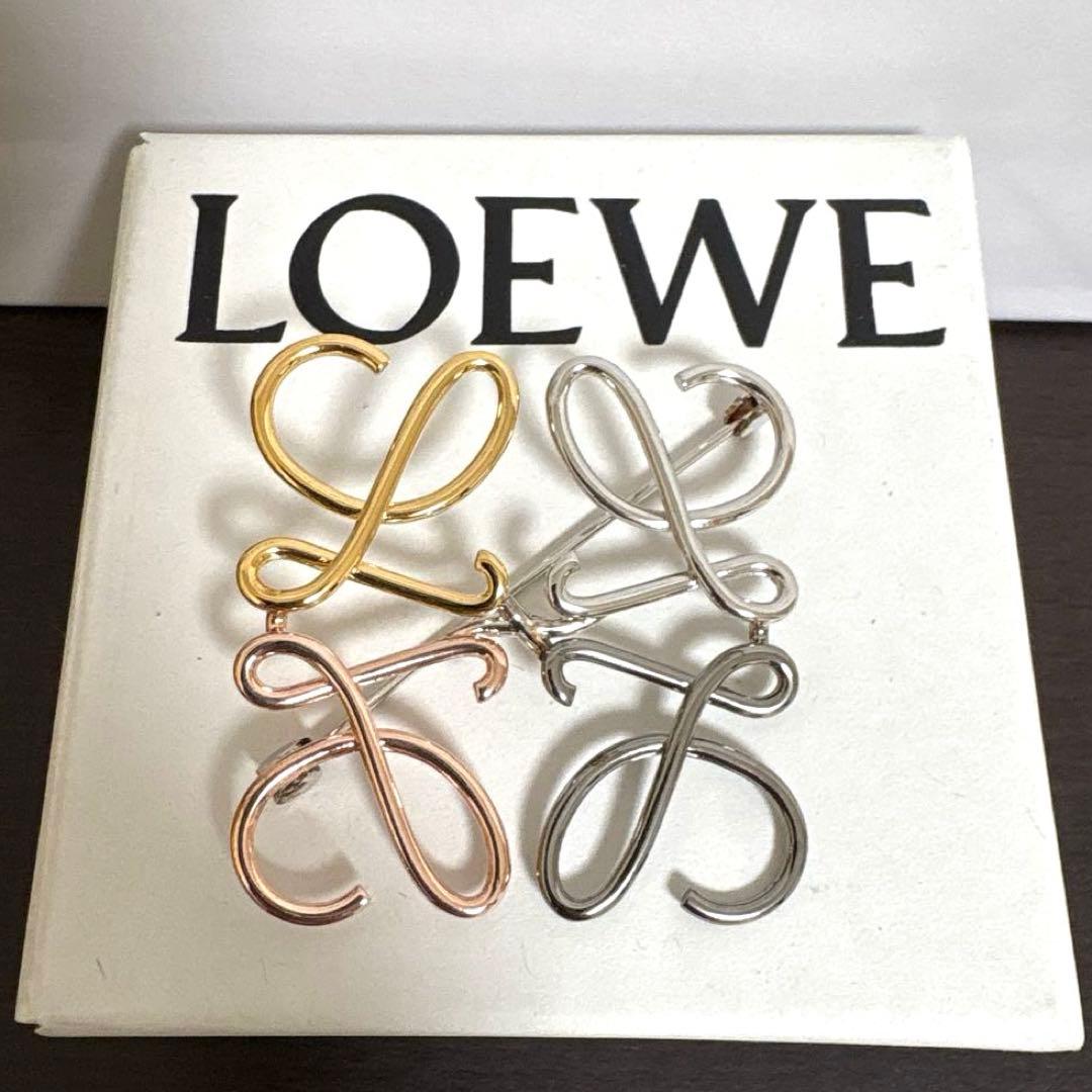 新品未使用★ロエベ アナグラムブローチ　マルチカラー