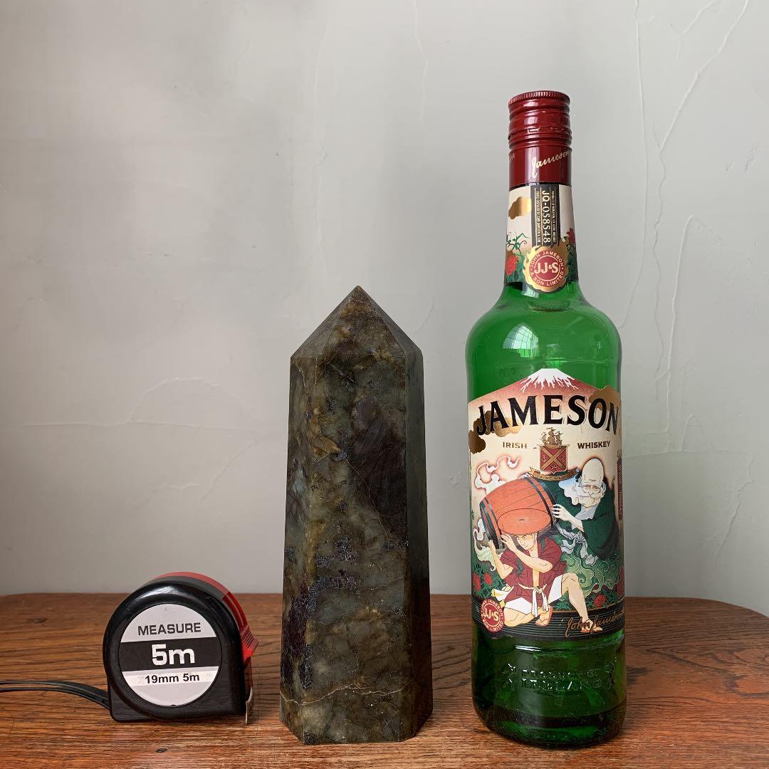 天然石　ラブラドライト　ガーデンクォーツ　モスグリーン　六角柱　結晶　特大