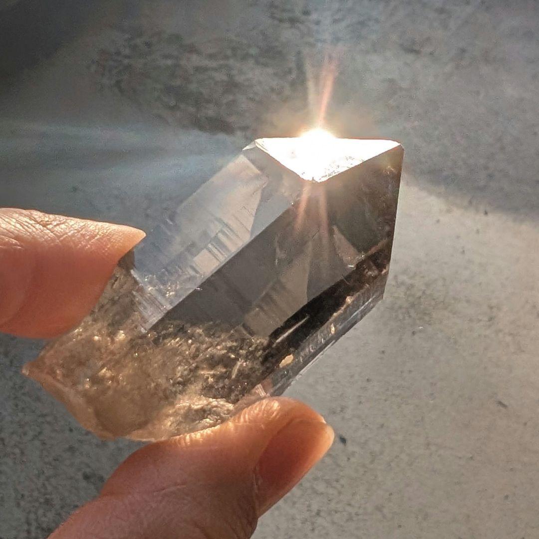 スイス　スモーキークォーツ　高品質　煙水晶　コレクション　結晶　ポイント　原石