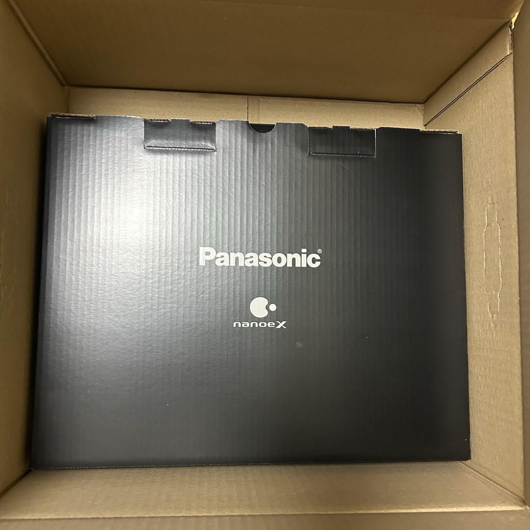 Panasonic ハンガー型脱臭機　ズボン対応可