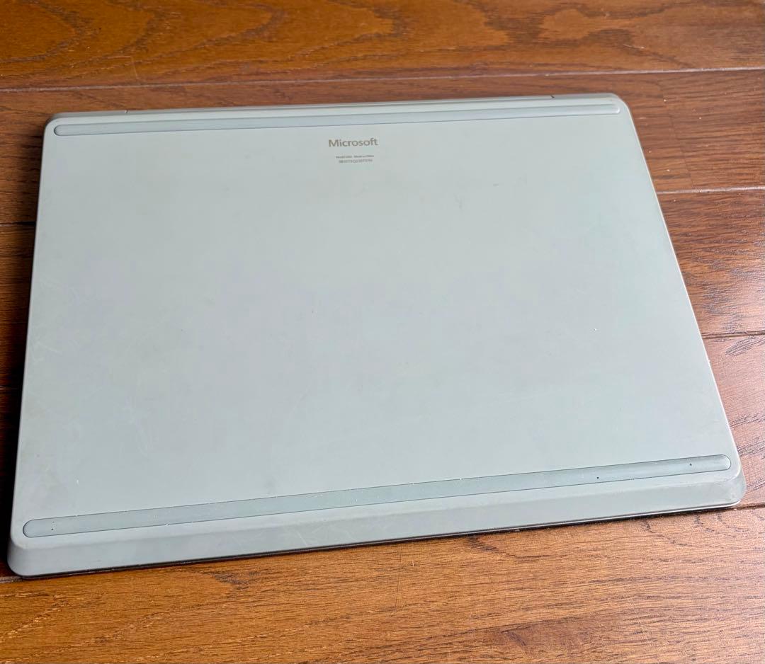Surface Laptop／12.4型／Core i5／16GB／256GB