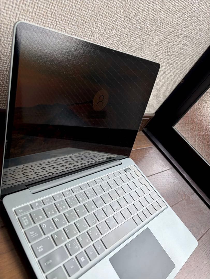 Surface Laptop／12.4型／Core i5／16GB／256GB