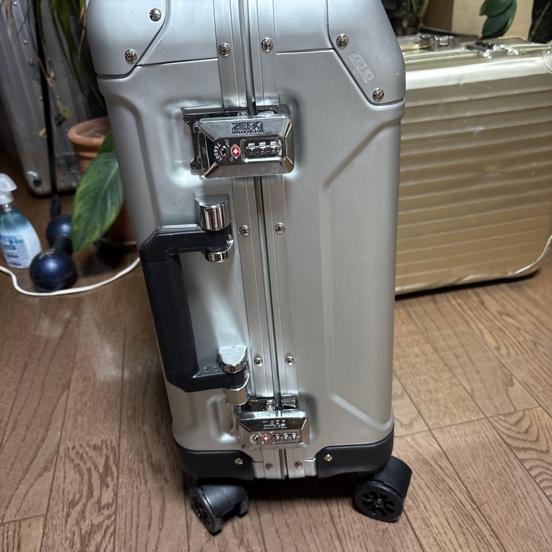 ゼロハリバートンZERO HALLIBURTON キャリーケース 31L 4輪