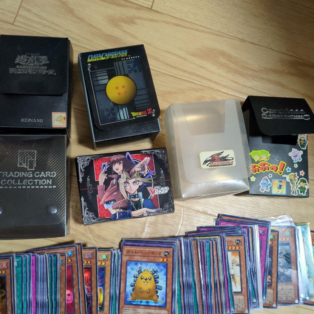 遊戯王OCGカードセットと収納ボックス　405枚
