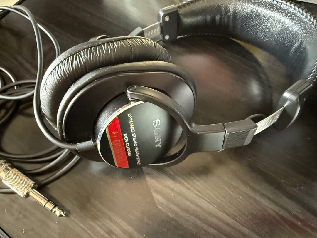 ヘッドホン SONY MDRCD900ST