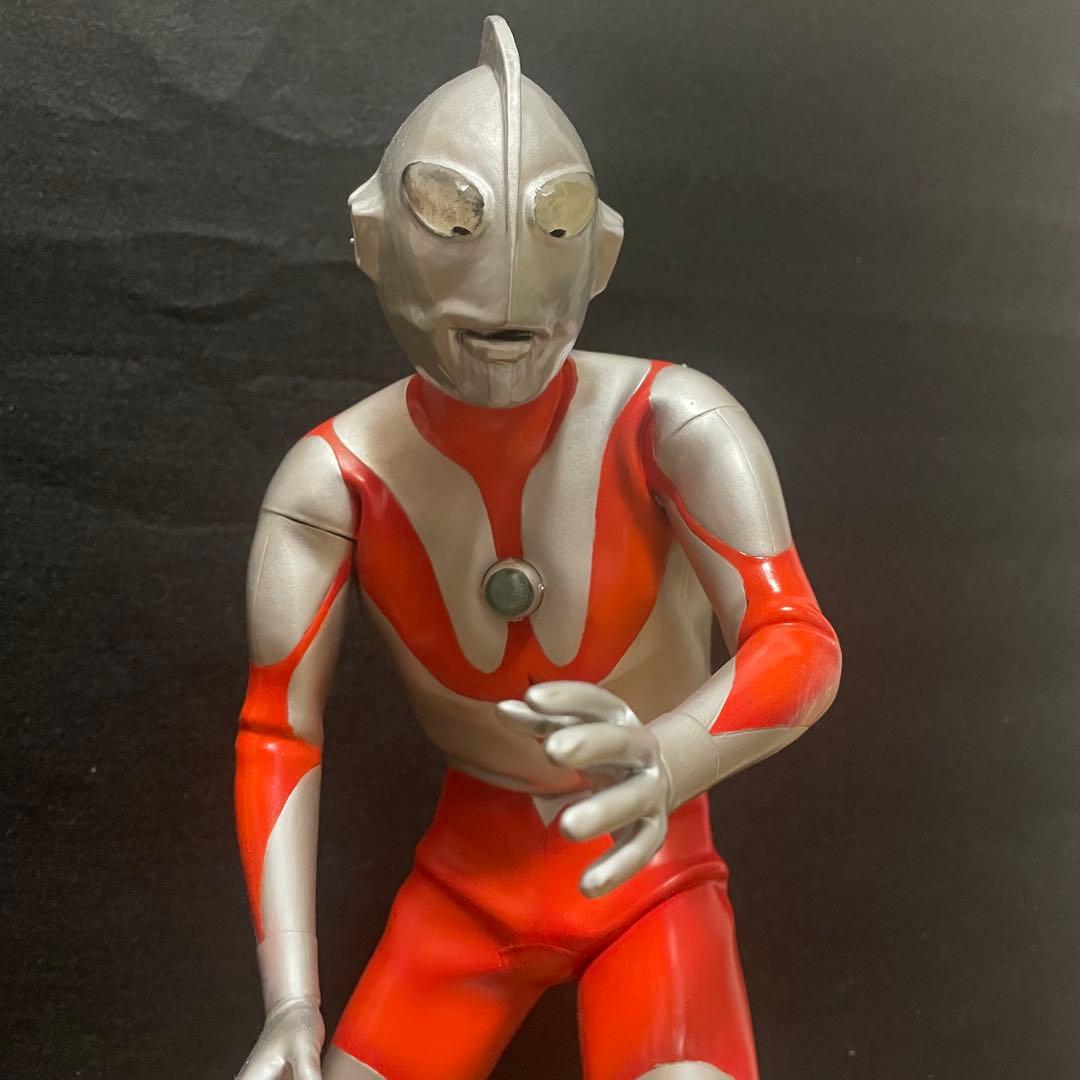 海洋堂ウルトラマン リペイント完成品