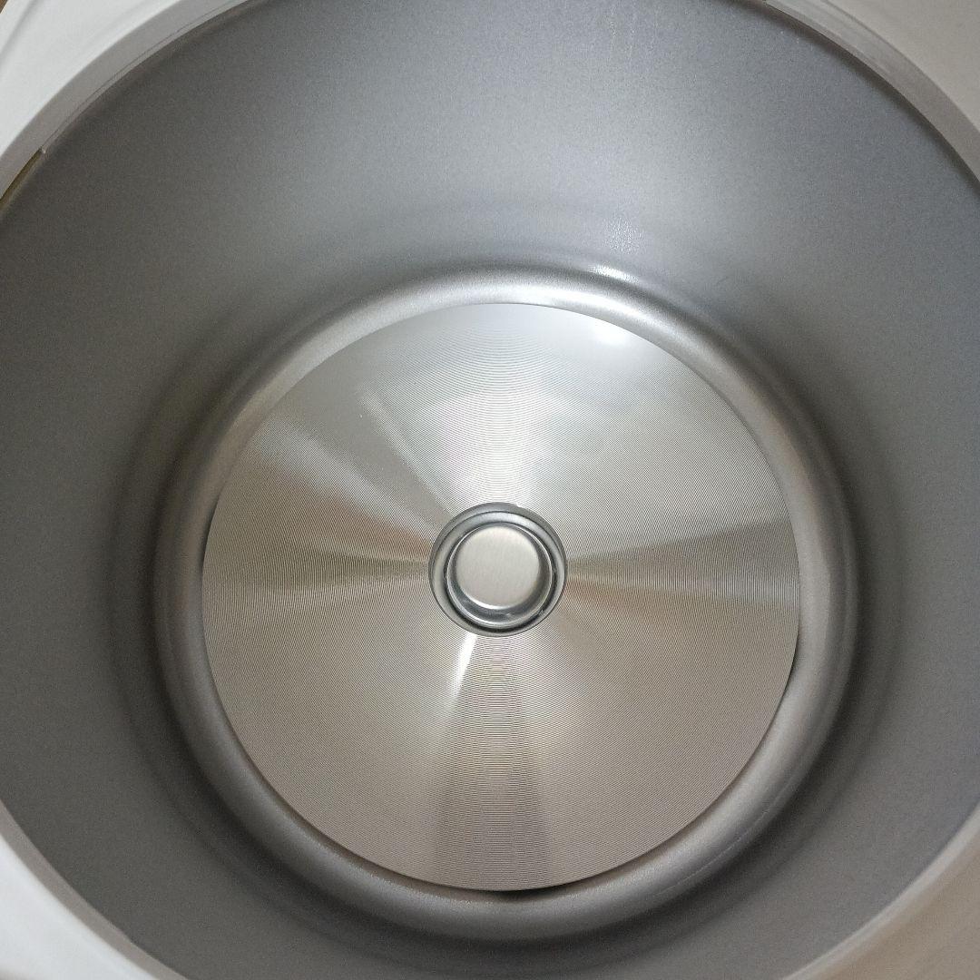 新品　ヤマダセレクト　マイコンジャー炊飯器