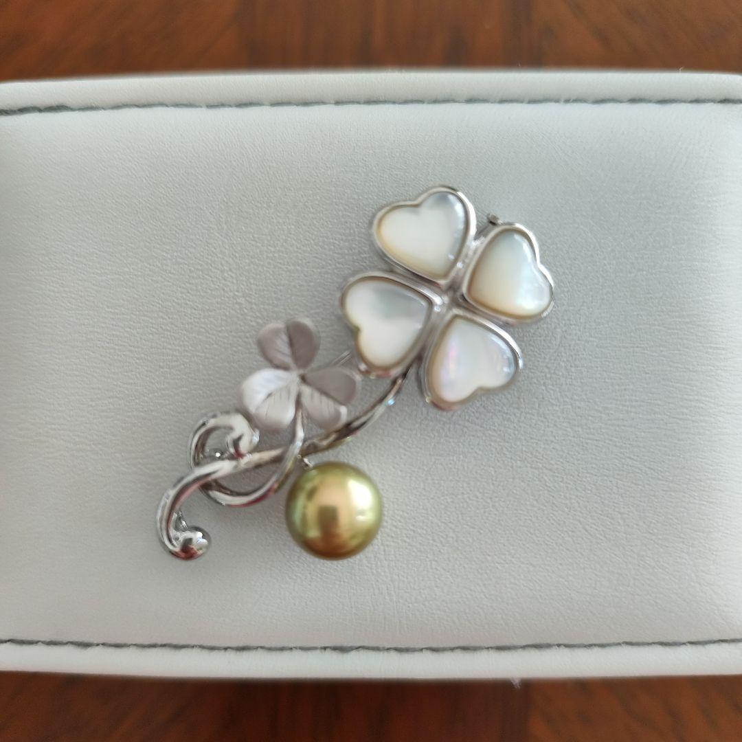 パール　ピスタチオパール　天然シェル　ブローチ　シルバー製