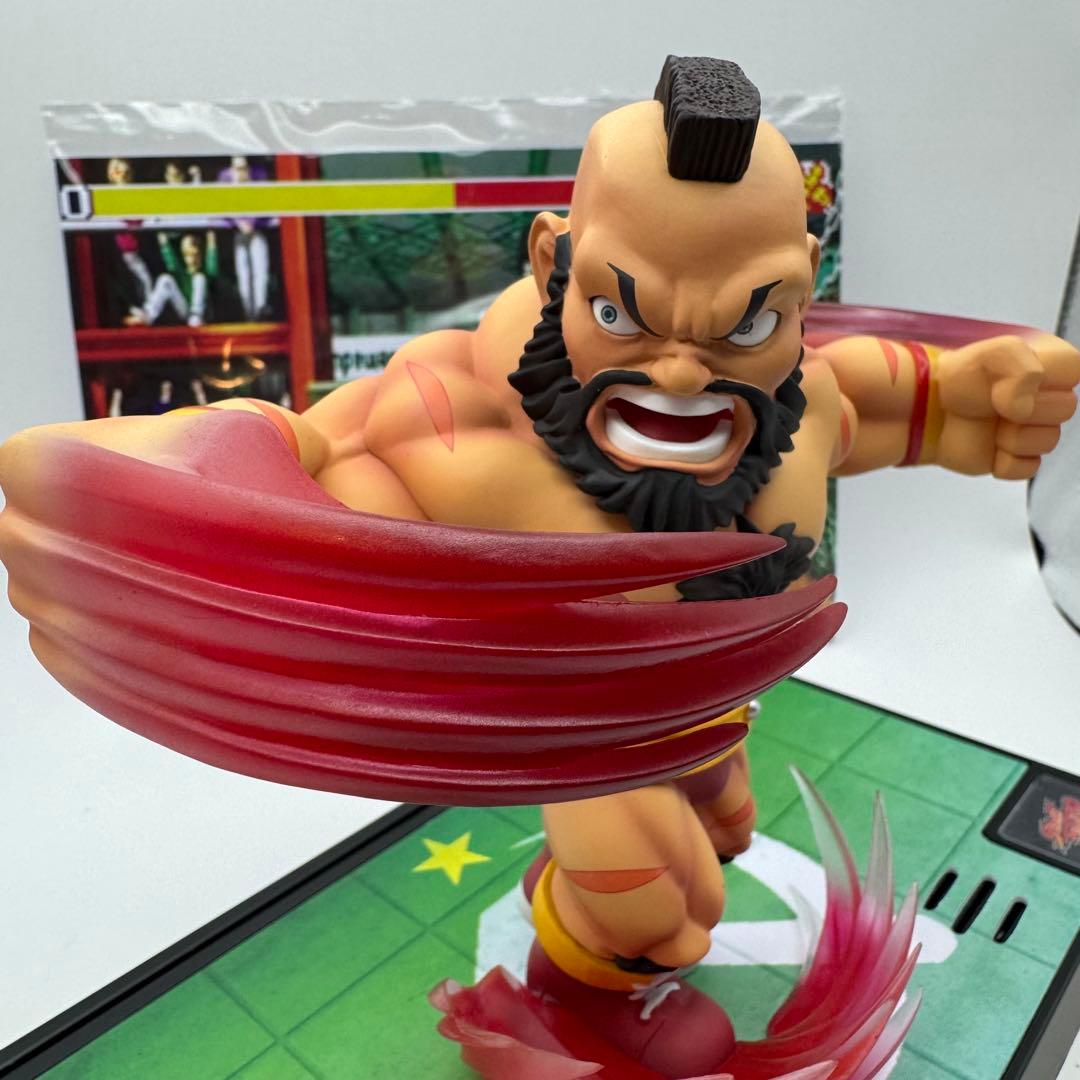 【レア品】ストリートファイター t.n.c-.07 ザンギエフ LEDフィギュア