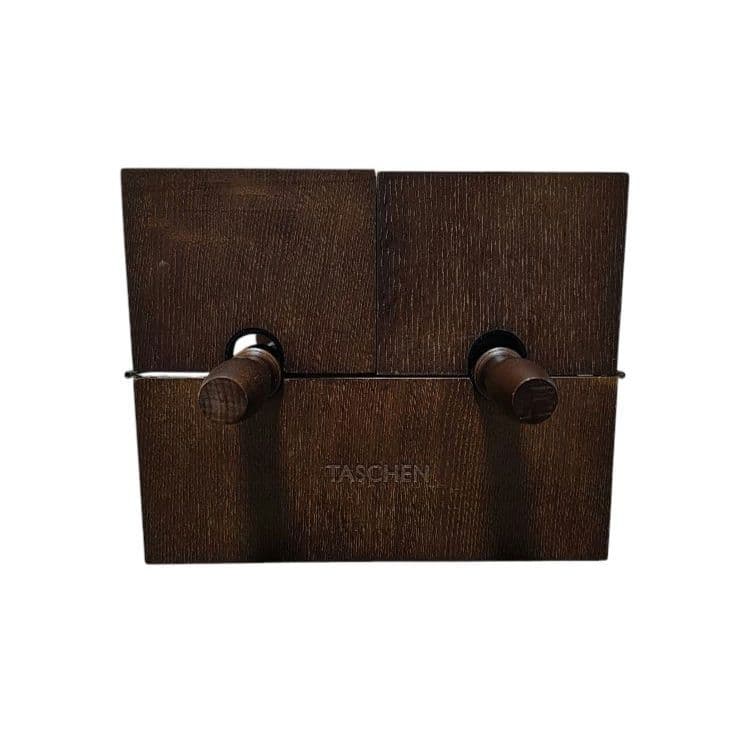 希少 TASCHEN タッシェン エステル記 The Esther Scroll