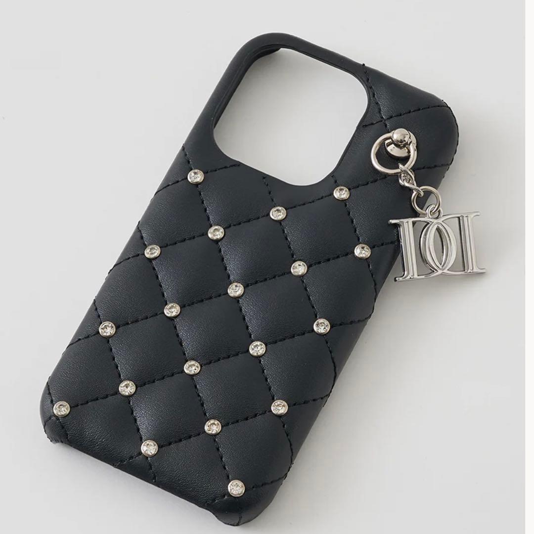 Darich キルティングビジューDDチャームiPhoneケース　15Pro 黒
