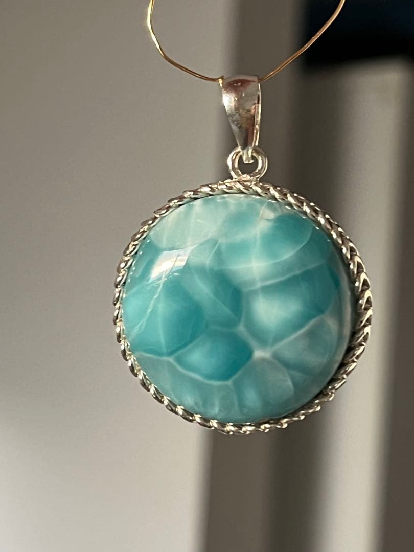 天然石☆高品質！ラリマーまる型ペンダントップ☆ワク付き☆濃いブルー＆模様美しい