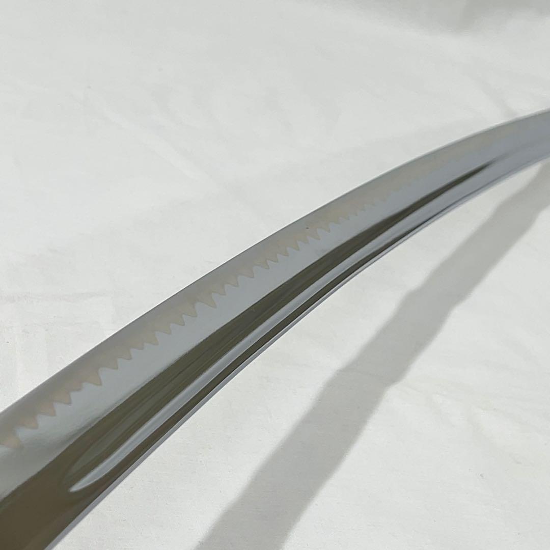 【模造刀】太刀 樋入り 全長102センチ 龍鍔 茶ツイシュ 鞘 互の目 刃紋