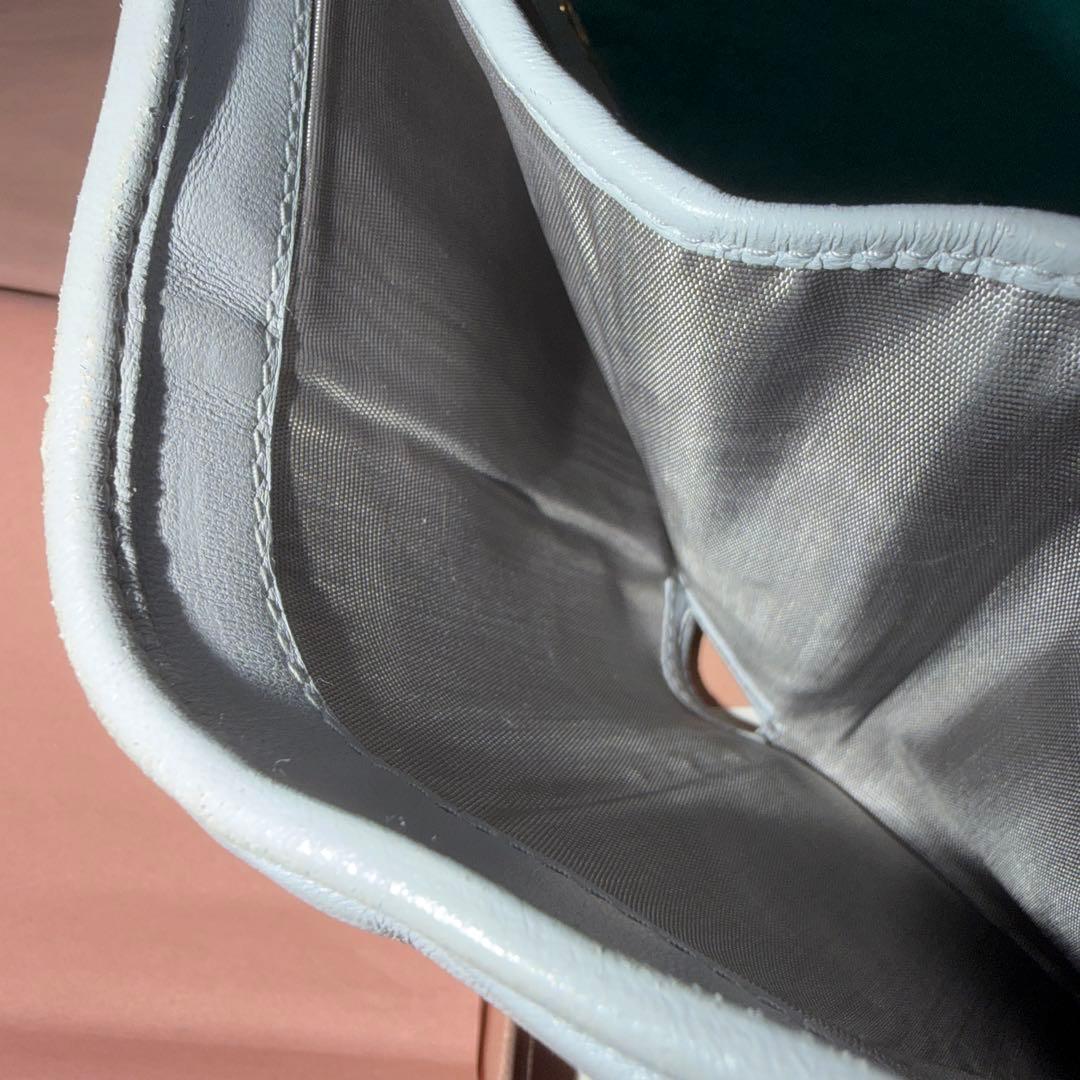 miumiu マテラッセ レザー財布 二つ折り