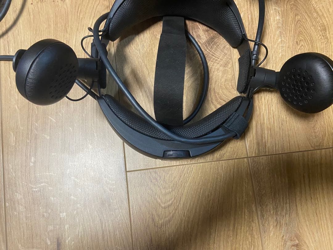 HTC VIVE COSMOS フルセット VRゴーグル