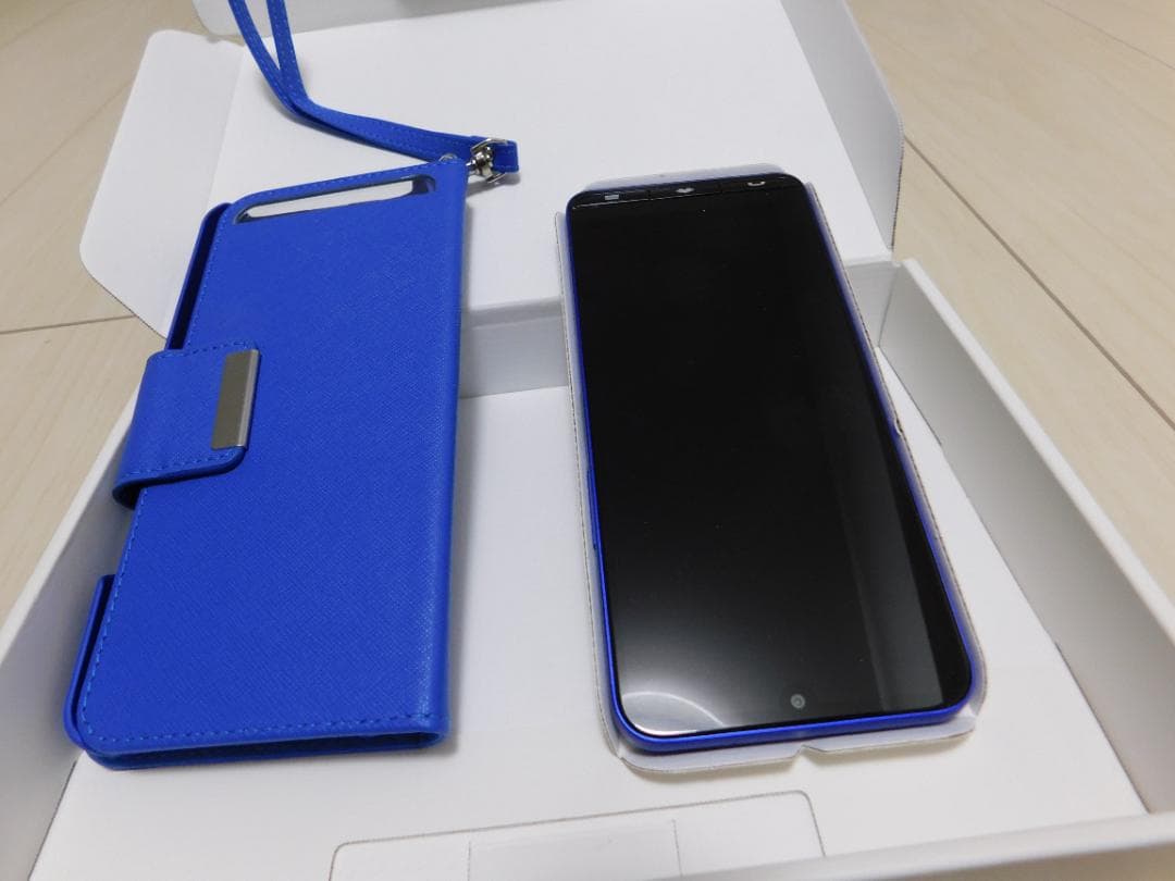 BASIO active3 青　本体　Android　新品に近い　SIMフリー