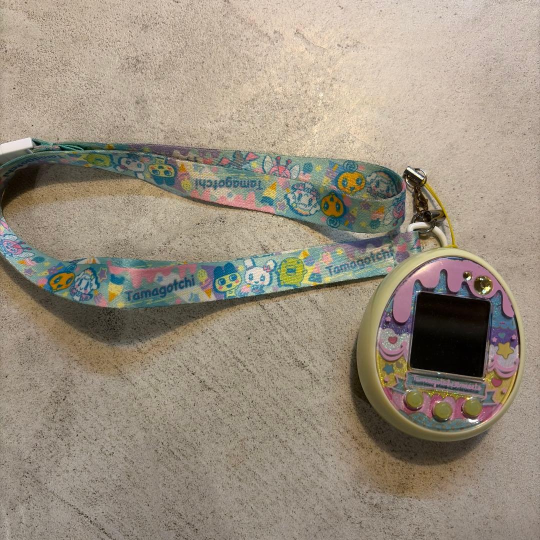 たまごっちみーつ☆スイーツみーつ☆ver.イエロー☆バンダイ