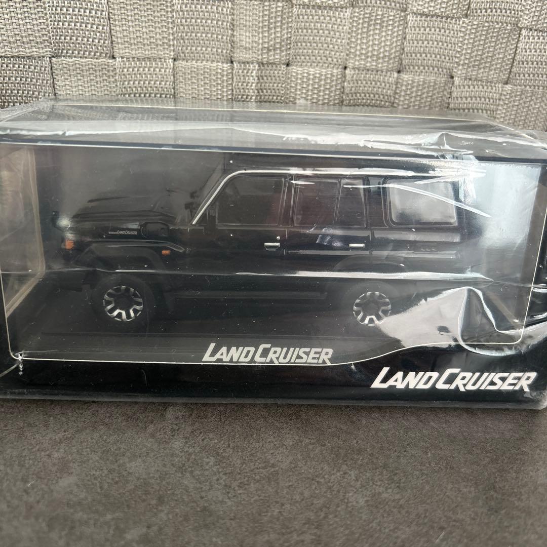 s*a様 非売品　トヨタ ランドクルーザー70 1/30ミニカー ランクル70