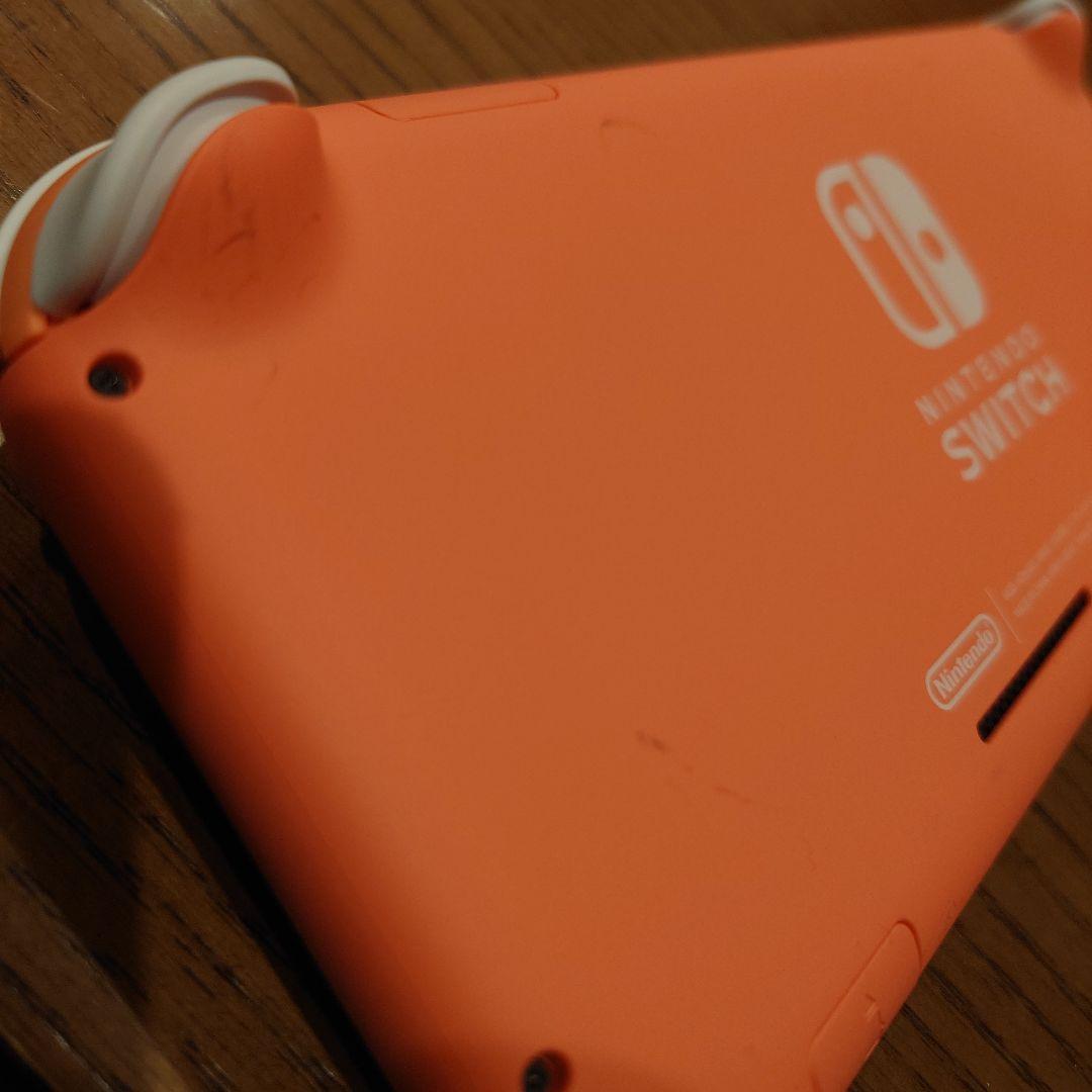 Switchライト　コーラルピンク