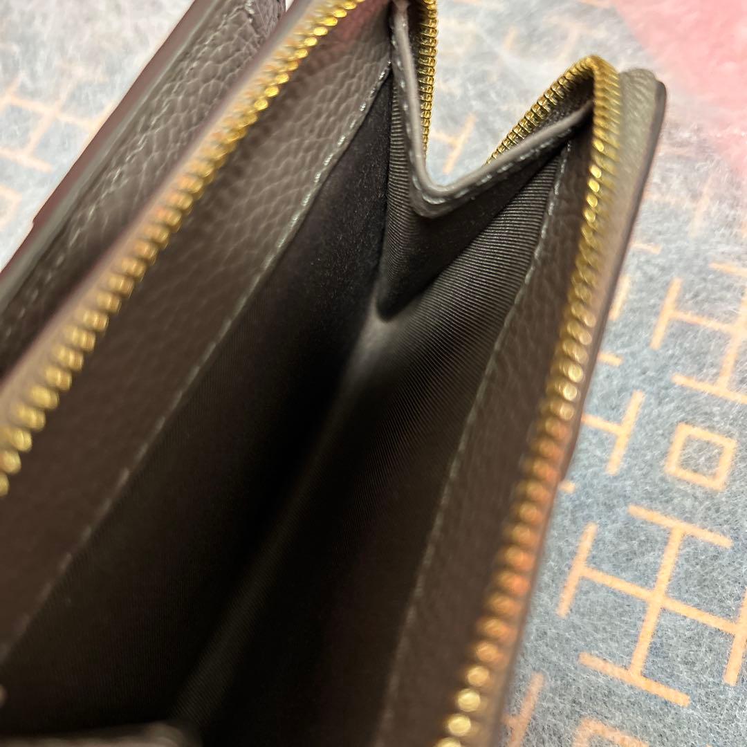 極美品　Tory Burch グレー系　レザー二つ折り財布