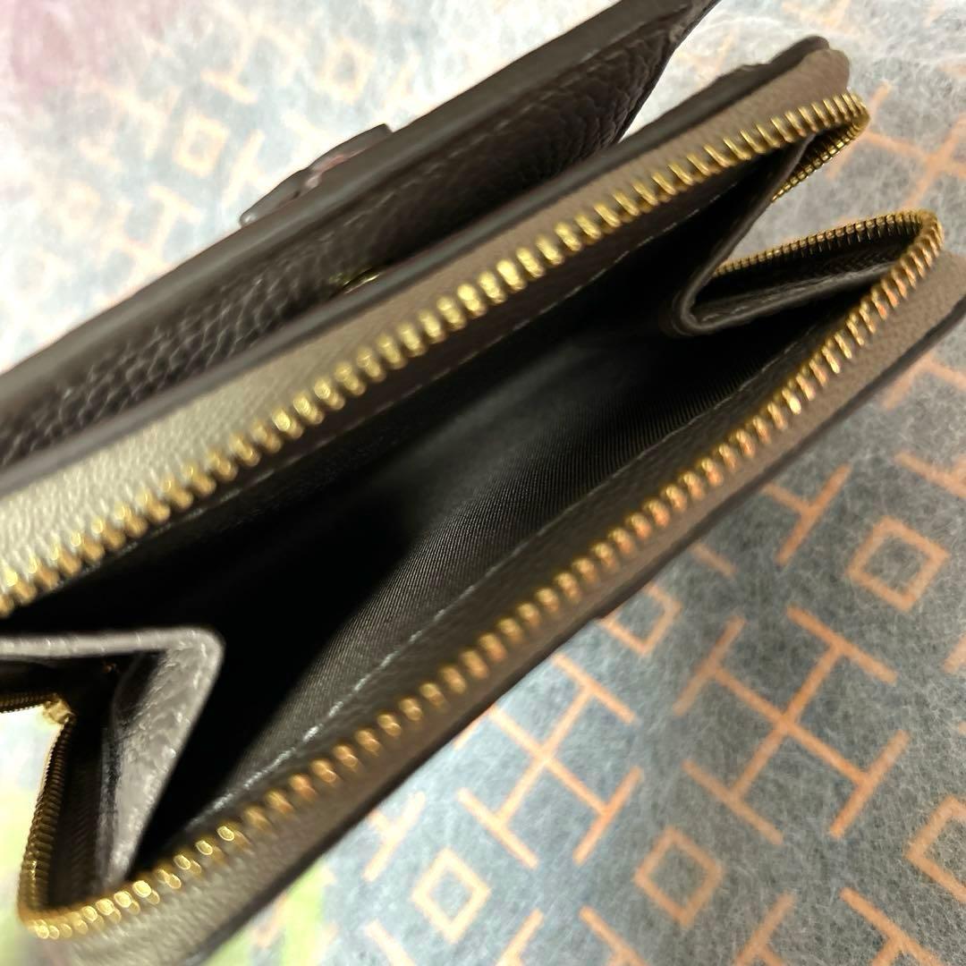 極美品　Tory Burch グレー系　レザー二つ折り財布