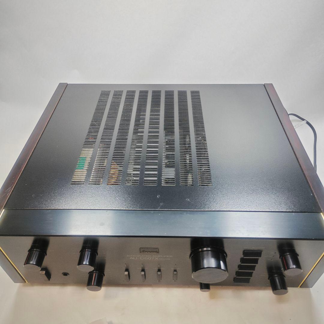 M*O様 動作確認済　サンスイ　プリメインアンプ　AU-D607X